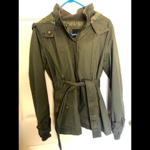 Miss London olive green coat w hood women’s Large